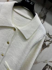 Cárdigan de moda para mujer con cuello vuelto y decoración de botones Tops tejidos con patrón sólido para la temporada de otoño - Product Image 5