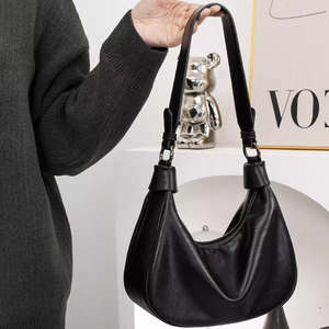 Sac à bandoulière en cuir PU de luxe avec grande capacité, sac à bandoulière tendance pour femmes - Product Image 1
