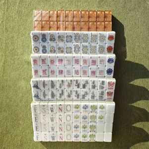Juego de Mahjong Americano de Acrílico de 4 Capas Más Vendido con 160 Fichas con Diseño de Vetas de Madera para Entretenimiento en el Hogar - Product Image 5