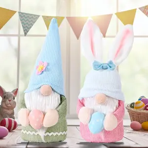 Encantadores gnomos del día de Pascua de alta calidad con orejas de conejo y huevo para la decoración del hogar