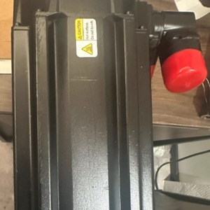 Servomotor AB Rockwell VPL MPL-B580J-MJ72AA 0.75kW 380V Instalación Horizontal - Product Image 1