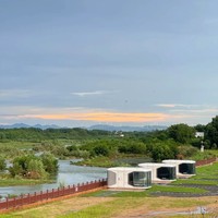 Casa Prefabricada Moderna de 40 Pies, Compacta, con Energía Solar, Tipo Cápsula Espacial