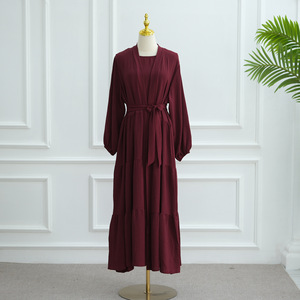 Ensemble Abaya 2 pièces en crêpe de qualité supérieure avec robe intérieure et ceinture vente en gros de vêtements islamiques pour le ramadan musulman Eid Abaya turque simple - Product Image 2