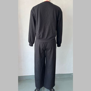 ชุดเซ็ทลำลอง เสื้อครอปแขนยาวผูกโบว์ด้านหน้า กางเกงขายาวทรงกว้าง ชุดวอร์ม 2 ชิ้น สำหรับผู้หญิง รุ่น Channel 2024 Fall <span class=keywords><strong>Twist</strong></span> - Product Image 3