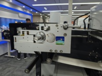 Machine d'impression numérique à jet d'encre industrielle haute vitesse avec séchage UV et découpe pour étiquettes de marque professionnelles