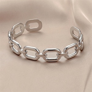Popular Personalized Jewelry Tarnish Free Stainless Steel C Shape Link Chain <b>Bangle</b> <b>Bracelets</b> for Women - Product Image 3