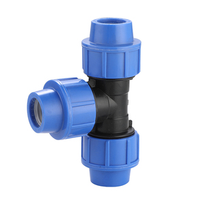 I raccordi per tubi dell'acqua superiore e inferiore in HDPE per acquario in PVC passano attraverso tubi di alimentazione dell'acqua in PVC di plastica con giunti filettati estesi - Product Image 1