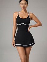 Robe de tennis pour femme, col halter, avec bordure contrastante blanche, short intégré, coupe ajustée, jupe-short athlétique, séchage rapide, robe de sport pour le golf et l'entraînement