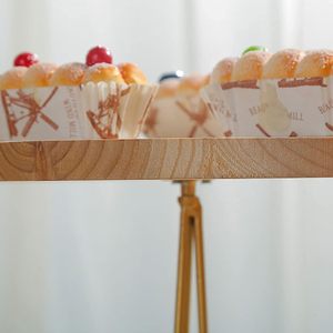 Soporte de pastel recién llegado con acabado de madera de alta calidad para decoración del hogar y usos ocasionales Con pedestal de madera - Product Image 3