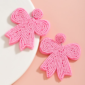 Bông tai nơ màu hồng Bông tai <span class=keywords><strong>Stud</strong></span> màu hồng nhiều lớp đính cườm Bông tai <span class=keywords><strong>Stud</strong></span> cho phụ nữ đồ trang sức quà tặng ngày Valentine - Product Image 1