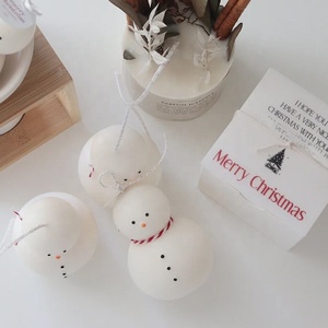 Bonhomme de neige <span class=keywords><strong>Bougies</strong></span> de soja Pilier de Noël <span class=keywords><strong>Bougies</strong></span> de soja Bougie déco de Noël pour idée cadeau Bougie de Noël idées cadeaux - Product Image 2