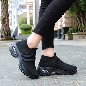 Scarpe Da Corsa In Rete Da Donna Leggere Antiscivolo Resistenti Per Sport All'Aperto E Coppie - Product Image 2