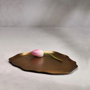 จานขนมโลหะกลมตกแต่งหรูหราทันสมัยสําหรับร้านอาหารโรงแรมในราคาที่ดีที่สุด - Product Image 5