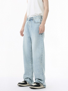 Jeans da Uomo con Texture Effetto Cemento, Pantaloni in Denim con Motivo Grezzo, Vestibilità Ampia, Stile Industriale - Product Image 2