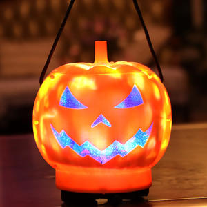 Decoración de calabaza LED de Halloween, nuevo estilo, linternas de calabaza portátiles luminosas de siete colores, Cubo de dulces, accesorios de decoración de mesa - Product Image 1