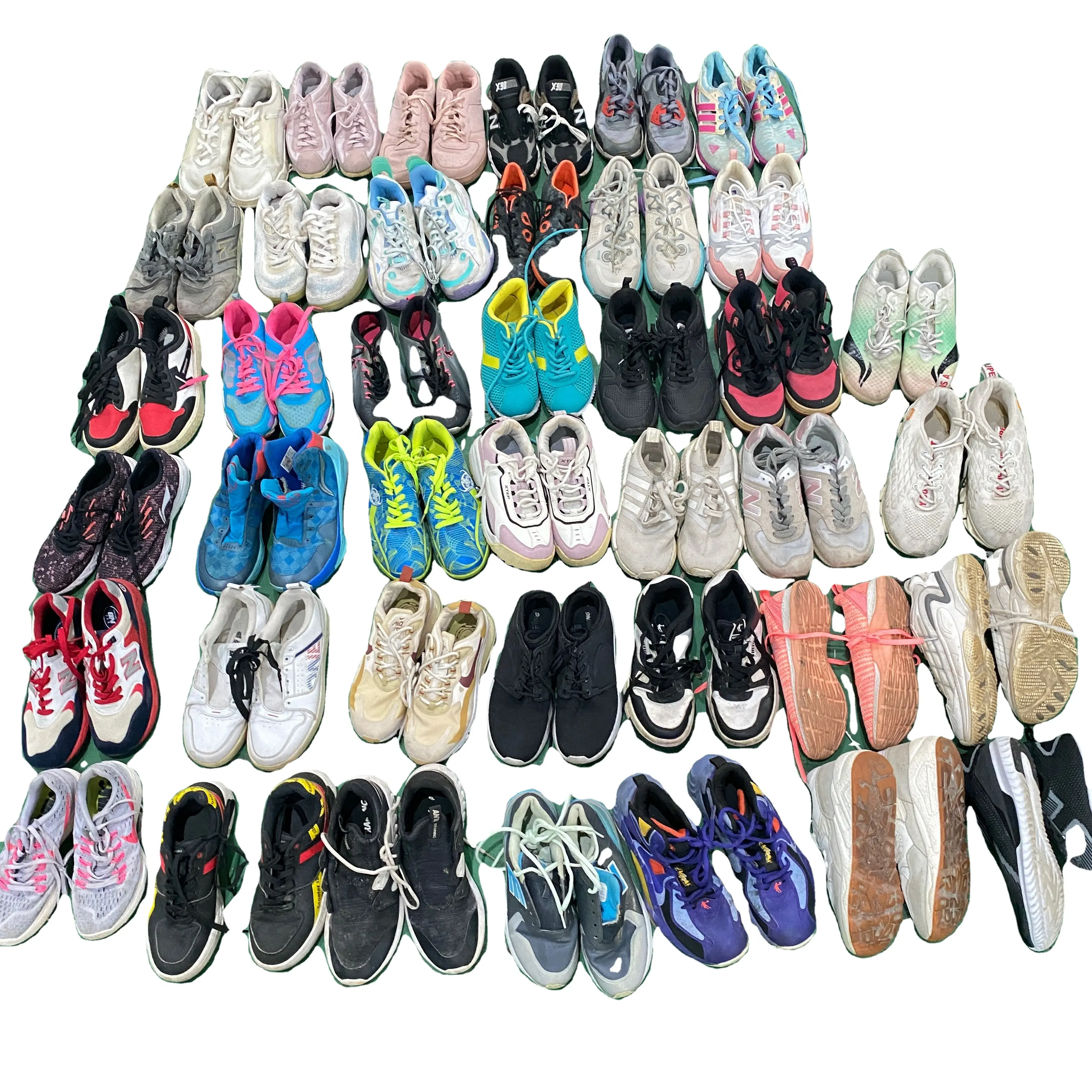 Chaussures de sport d'occasion pour femmes baskets de grande taille pour dames vêtements de sport mixtes chaussures de course d'occasion vente en gros mixtes en balles
