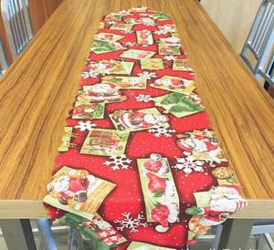 Decorações de Natal, Toalha de Mesa Impressa em Poliéster para Decoração Festiva da Sala de Jantar, Acessórios para Festas de Natal e Inverno - Product Image 1