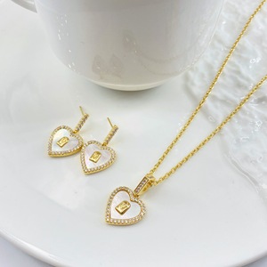 Set di Orecchini e Collana a Forma di <span class=keywords><strong>Coccinella</strong></span> in Rame Placcato Oro 18K con Zirconi, Alta Qualità, Design Personalizzato alla Moda per Matrimoni - Product Image 5