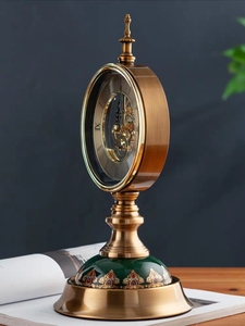 Thiết Kế Mới Trang Trí Nội Thất Kim Loại Đồng Ý Phác Thảo Thủy Tinh Đồng Hồ Phong Cách Cổ Đồng Hồ Để Bàn Cổ Điển - Product Image 3