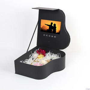 <span class=keywords><strong>Carte</strong></span> de brochure vidéo personnalisée avec processeur d'affichage vidéo, écran LCD, couverture rigide et impression de luxe pour invitation de mariage - Product Image 1
