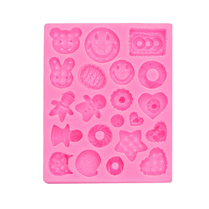 <span class=keywords><strong>Stampi</strong></span> in Silicone Ecologici a Forma di Dessert con Faccine Sorridenti e Cuori <span class=keywords><strong>per</strong></span> Decorazioni di Ciambelle e Cioccolato - Product Image 4