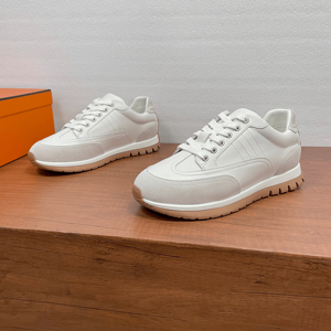 Sneakers urbaines élégantes pour hommes avec amorti tout au long de la journée, structure stable, confort de port prolongé et construction à cadre rigide - Product Image 1