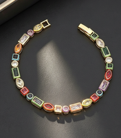 Z H Farbiges CZ Tennis-Armband Vergoldetes Messing Zirkon Trendiges Klassisches Geometrisches Unisex Modeschmuck Elegantes Statement-Accessoire
