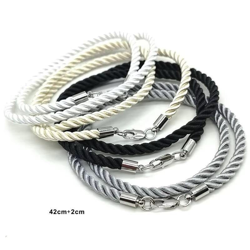 How to Choose the Best Silk Cord Necklace: A Complete Buying Guide