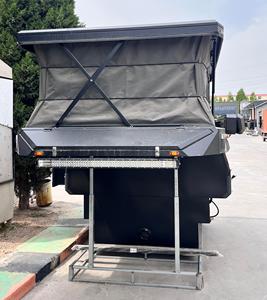 <span class=keywords><strong>Caravane</strong></span> tout-terrain moderne et légère en aluminium de luxe avec tente de toit escamotable pour pick-up, grand espace de couchage RV - Product Image 5