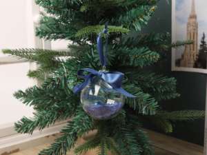 Elegante Bola <span class=keywords><strong>de</strong></span> <span class=keywords><strong>Navidad</strong></span> <span class=keywords><strong>de</strong></span> 8 cm, <span class=keywords><strong>Esfera</strong></span> Transparente <span class=keywords><strong>con</strong></span> Decoración <span class=keywords><strong>de</strong></span> Lentejuelas Multicolores y Polvo <span class=keywords><strong>de</strong></span> <span class=keywords><strong>Nieve</strong></span> - Product Image 3