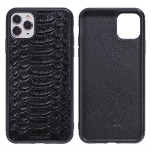 Usine sur mesure luxe <span class=keywords><strong>python</strong></span> en relief peau de serpent peau de vache en cuir véritable couverture mobile pour iPhone 15 pro max coque de téléphone - Product Image 2