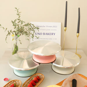 360 degrés antidérapant en caoutchouc fond lisse Surface support tournant en aluminium réutilisable décoration gâteau plateau tournant - Product Image 4