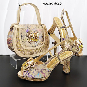 Sac en PU de style italien ensemble de chaussures et de sacs assortis de <span class=keywords><strong>luxe</strong></span> pour femmes africaines fête de mariage - Product Image 4
