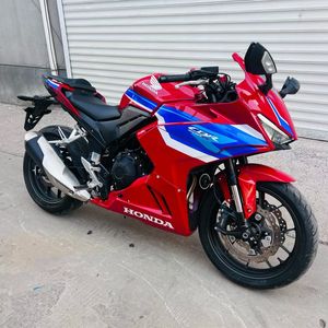 มอเตอร์ไซค์ฮอนด้า <span class=keywords><strong>CB400</strong></span> <span class=keywords><strong>Super</strong></span> <span class=keywords><strong>Four</strong></span> 400cc รุ่นสปอร์ตไบค์แบบเปลือย ใช้เชื้อเพลิงเบนซิน จากจีน มือสองขาย - Product Image 1