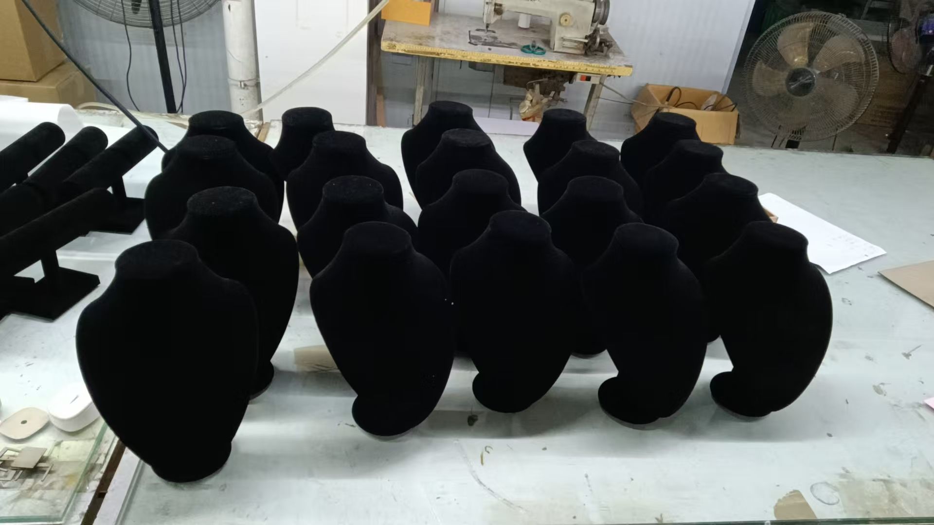 กำหนดเอง