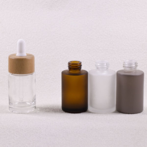 Offre Spéciale – Flacon compte-gouttes cosmétique en verre ambré dépoli de 30 ml avec bouchon en bois, idéal pour huiles essentielles et sérums - Product Image 5