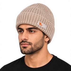 Gorro de punto para hombre, diseño único, color sólido, cálido para invierno, informal, 100% acrílico, unisex, para adultos, en venta. - Product Image 1
