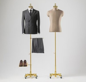 Manichino Mezzo Busto <span class=keywords><strong>da</strong></span> <span class=keywords><strong>Uomo</strong></span> Lavinia per Esposizione Abbigliamento, con Ruote Girevoli <span class=keywords><strong>in</strong></span> Metallo, per Vetrine di Negozi di Abbigliamento - Product Image 5
