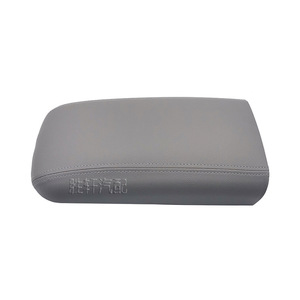 Funda de Cuero para Reposabrazos Central de Chevrolet, Caja de Almacenamiento, Negro, Beige, Gris - Product Image 3