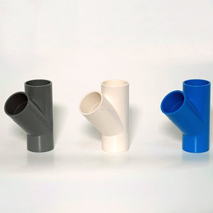 Conector de Tubería en T Inclinado de PVC, 45 Grados, Diámetro Igual, para Sistemas de Agua de Acuarios - Product Image 1