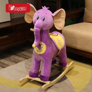 <span class=keywords><strong>Cavallo</strong></span> a Dondolo in Peluche a Forma di Coniglio Viola con Base in Legno - Giocattolo <span class=keywords><strong>Cavalcabile</strong></span> Fantasioso per Bambini W16D186 - Product Image 4