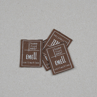 Étiquettes tissées auto-adhésives rectangulaires sans pli, découpées à chaud, pour col, avec logo personnalisé, accessoires de vêtements, étiquettes adhésives pour vêtements