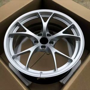 Maining Forged Custom Wheels Jantes en alliage <span class=keywords><strong>Alfa</strong></span> <span class=keywords><strong>Romeo</strong></span> Giulia Stelvio Quadrifoglio <span class=keywords><strong>Mito</strong></span> 5x110 18-21 Inch 8J Spoke Design Nouveau - Product Image 4