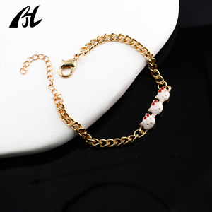 Il <span class=keywords><strong>Set</strong></span> di gioielli in lega placcata oro Kawaii KT gat girls di moda Y2K include bracciale collana cuore zircone matrimoni bambini - Product Image 4