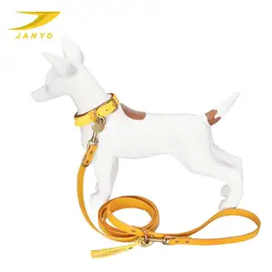 Beliebte hochwertige Haustier produkte kleines moq verstellbares Luxus-Leder-Hunde halsband und Freisprech-Leinen-Set
