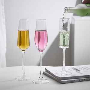 Wedding Party Wine Glass <strong>Champagne</strong> <strong>Flutes</strong> <strong>Wholesale</strong> Transparent <strong>champagne</strong> Glasses Elegant Juice Wine Glassware Water Cup Goblet - Product Image 4
