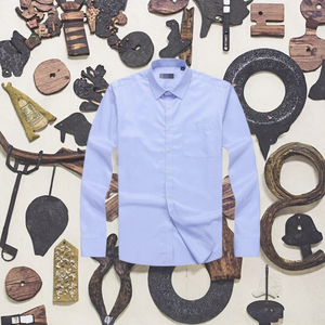 Chemise Oxford à manches longues pour homme, couleur unie, en coton et fibre de bambou, avec impression en relief en caoutchouc - Product Image 3