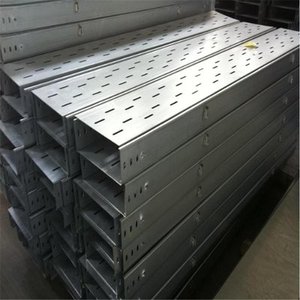 Taille personnalisée Hot Dipped Heavy Duty chemin de câbles perforé pour l'industrie - Product Image 3