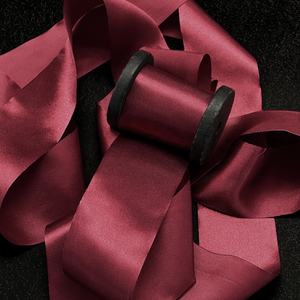 Fábrica Navidad 4cm Color sólido 1 1/2 pulgadas Aspecto de seda Rojo Esmeralda <span class=keywords><strong>Verde</strong></span> Satén <span class=keywords><strong>Cinta</strong></span> Poliéster para bodas - Product Image 5