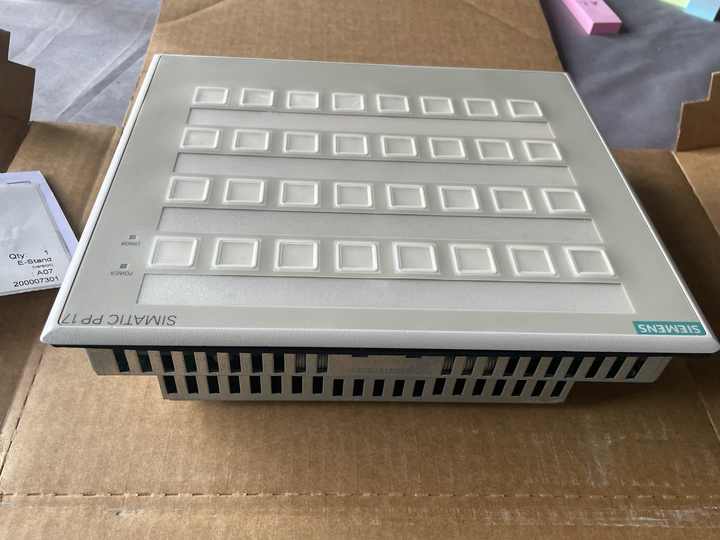 Siemens 6AV3688-3ED13-0AX0 Button panel PP17 II32 Short Stroke key PLC Controller Comfortable panel touch oper